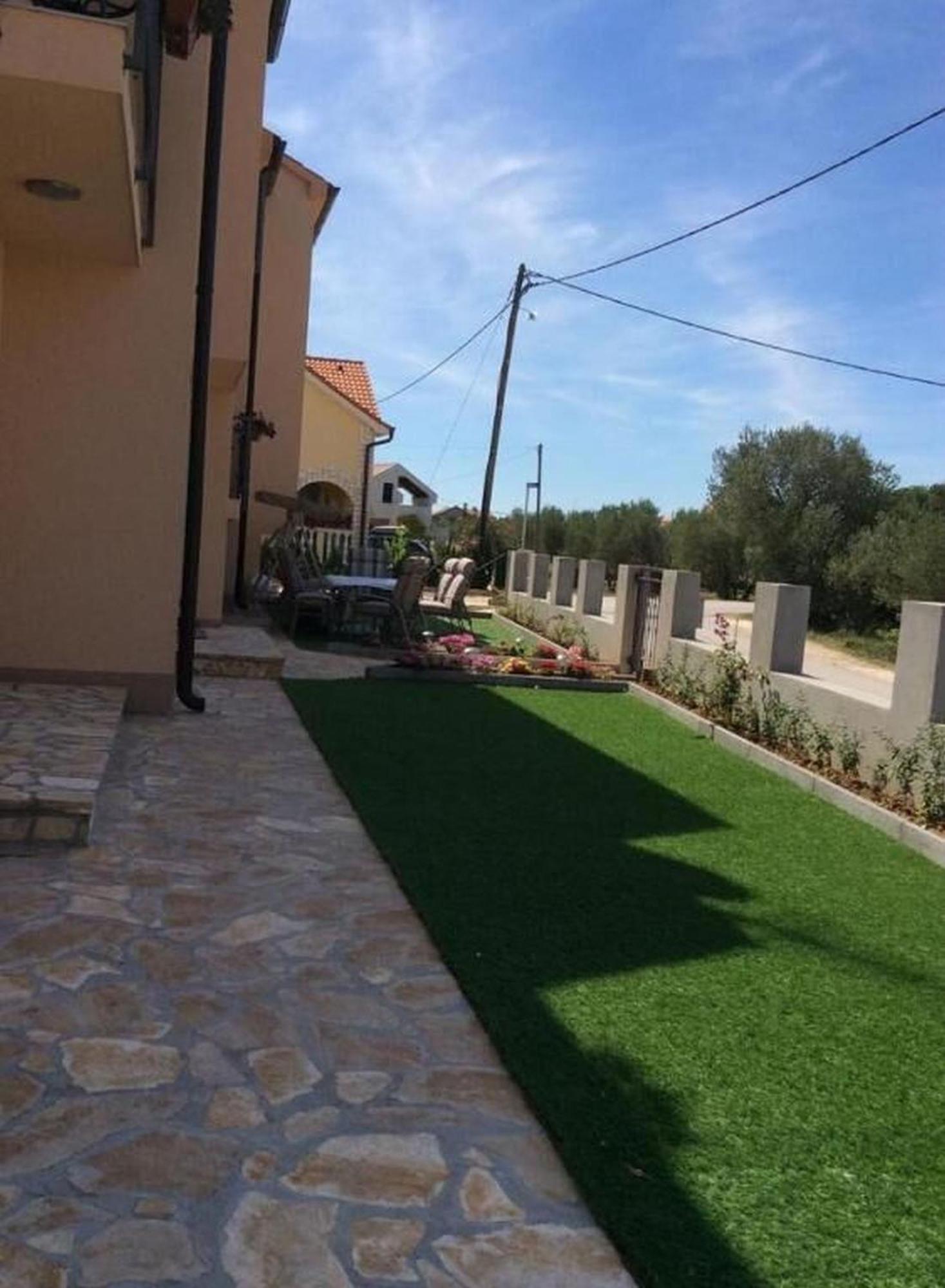 Apartments Lipovica Sukošan Kültér fotó